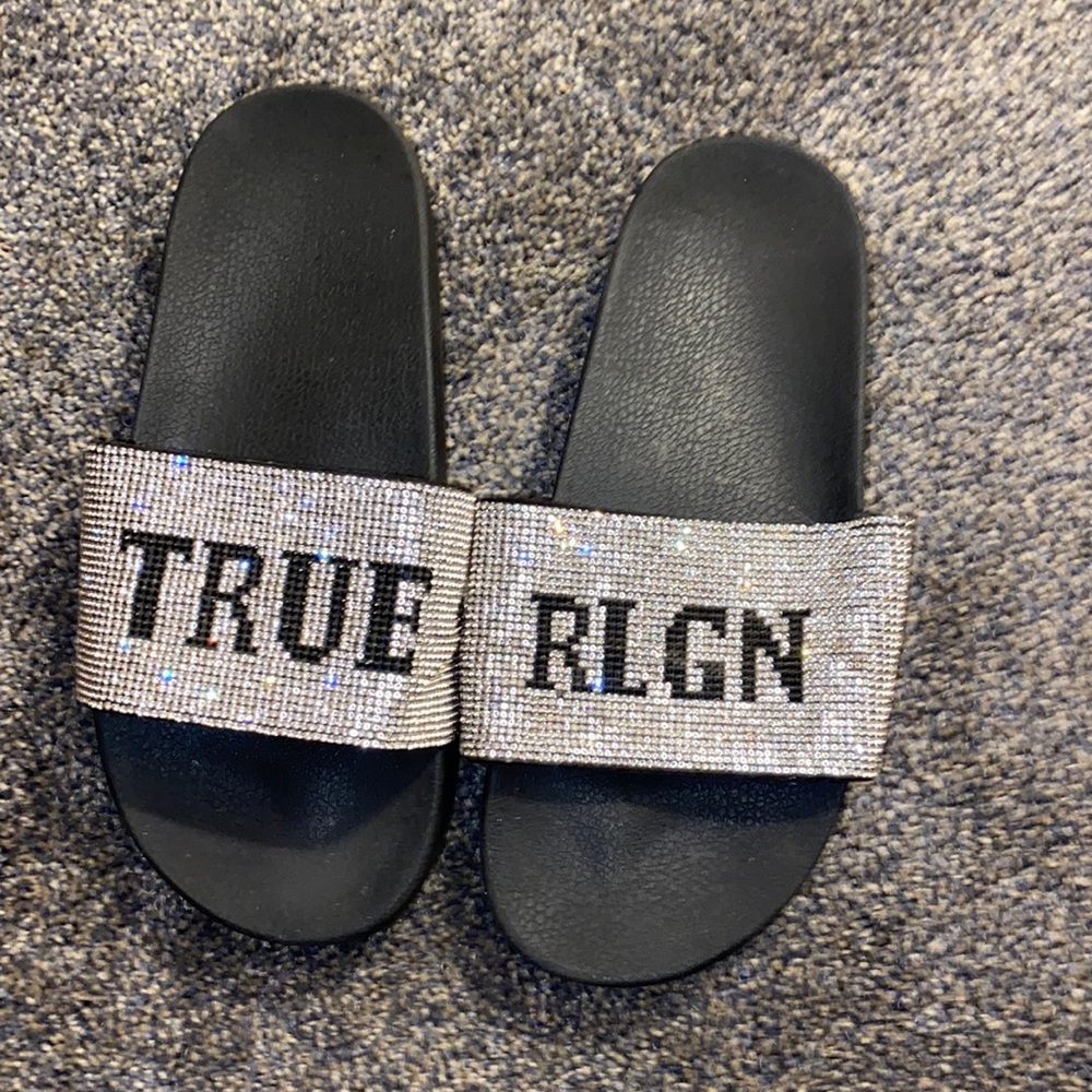 Woman’s slides